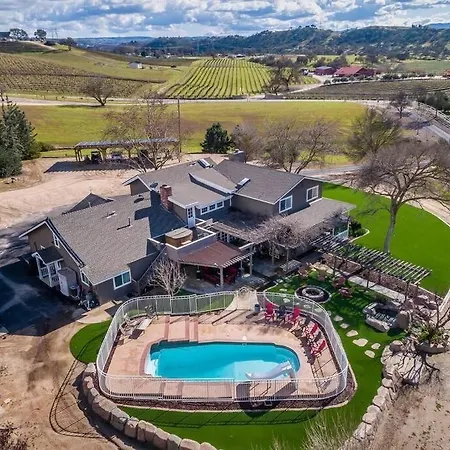 The Vineyard Farmhouse Villa Paso Robles Exterior photo