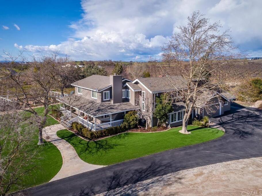 The Vineyard Villa